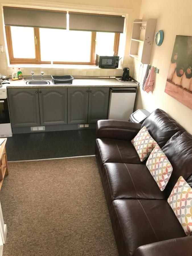 Court Farm Holiday Bungalows Ltd Уотчет Экстерьер фото